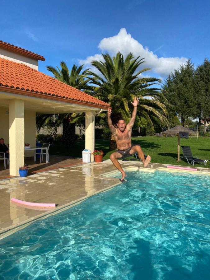 Mar De Frisia Hotel O Pino Bagian luar foto